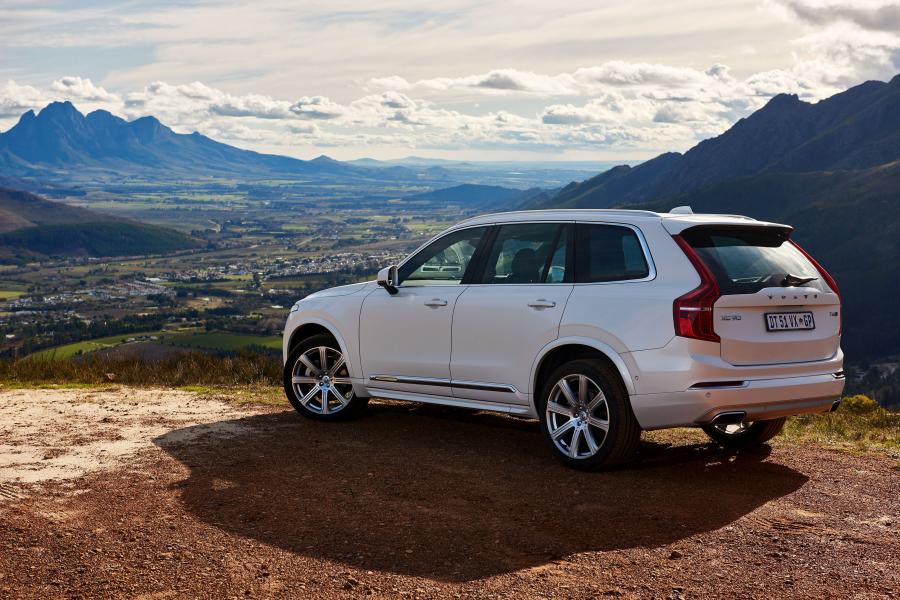  Volvo XC90 T6 Inscription 2015 года  (ZA) (фото 18 из 30)
